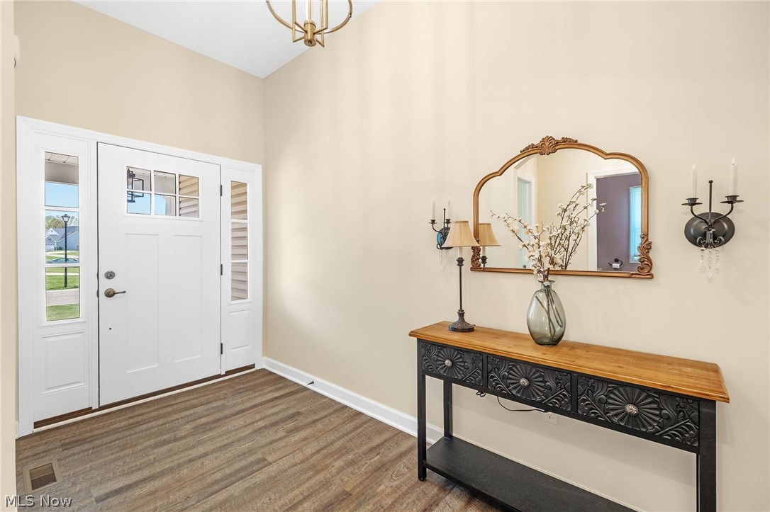 3367 Wicker Street Northeast Canton, OH 44721 - Photo 2 of 30