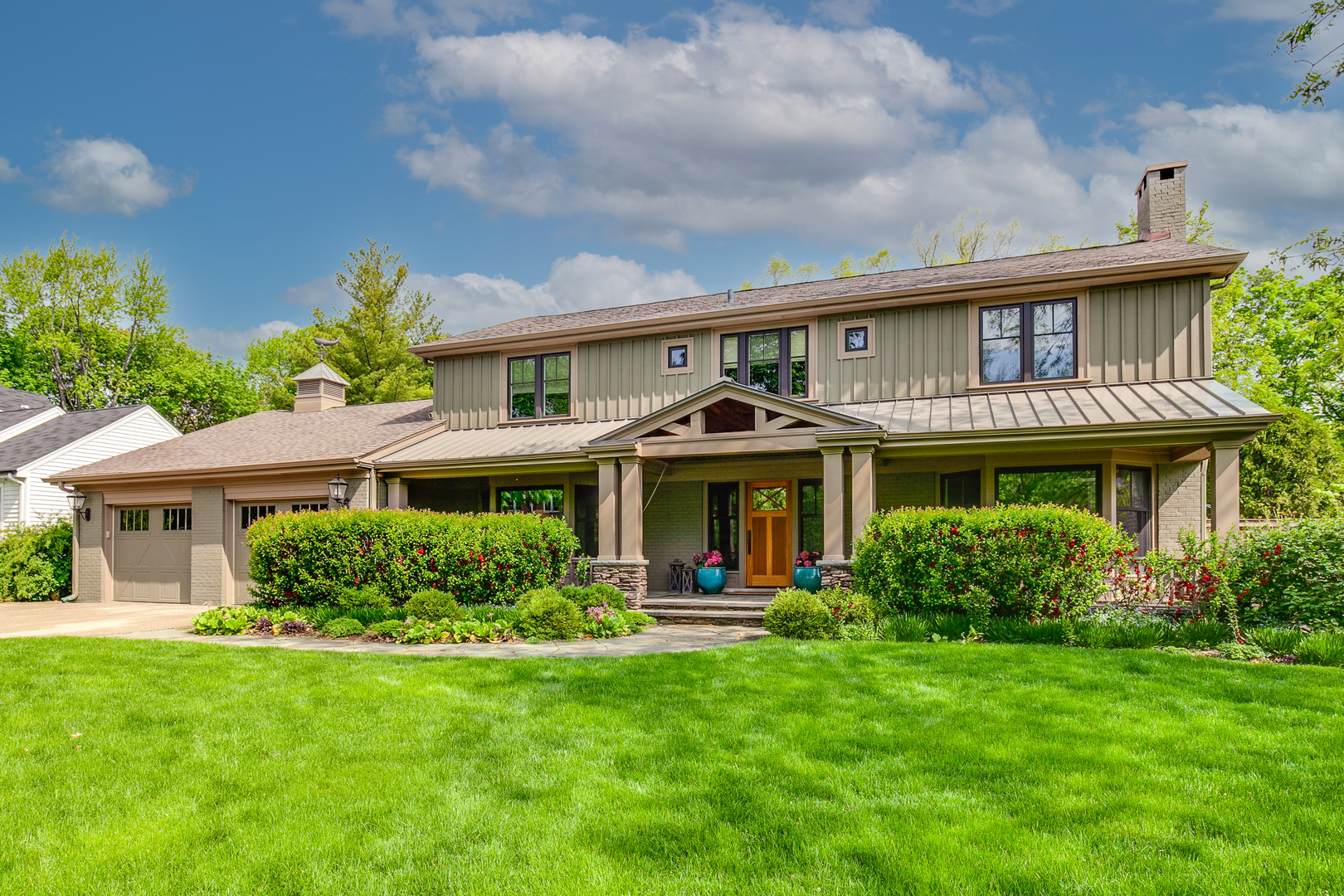 50 Ravine Forest Drive Lake Bluff, IL 60044 - Photo 1 of 44 a front view of house with yard and green space