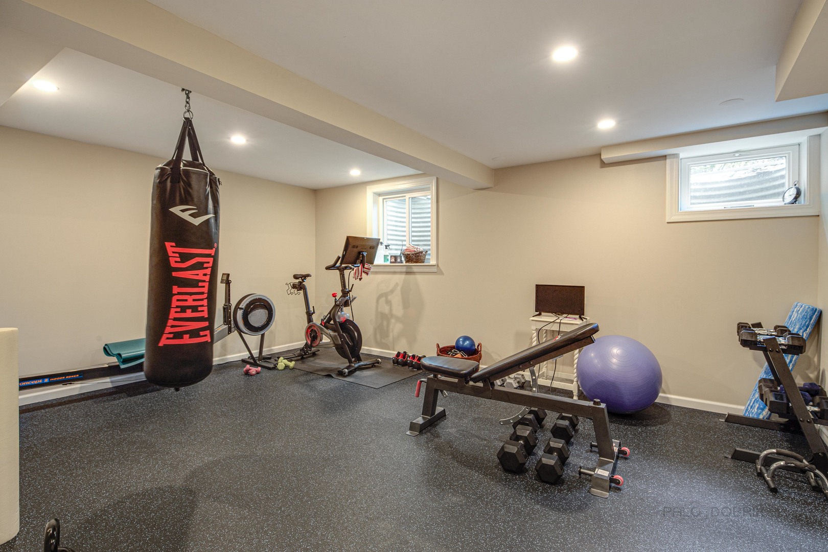 50 Ravine Forest Drive Lake Bluff, IL 60044 - Photo 37 of 44 a view of a room with gym equipment