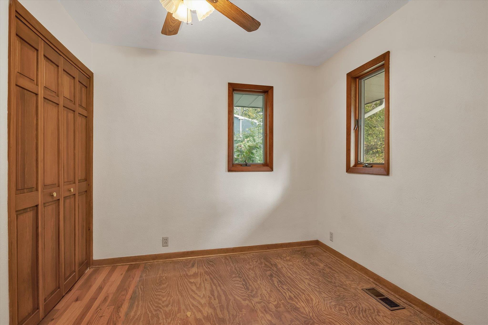 59740 Locust Road South Bend, IN 46614 - Photo 16 of 26 Gallery Image 16