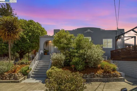 $799,000 | 2133 East 30th Street, Oakland, CA 94606