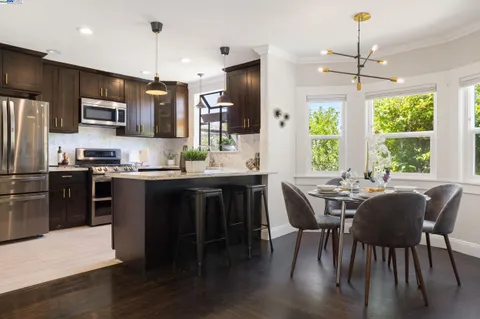 $749,000 | 2133 East 30th Street, Oakland, CA 94606