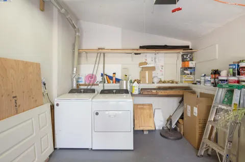 $749,000 | 2133 East 30th Street, Oakland, CA 94606