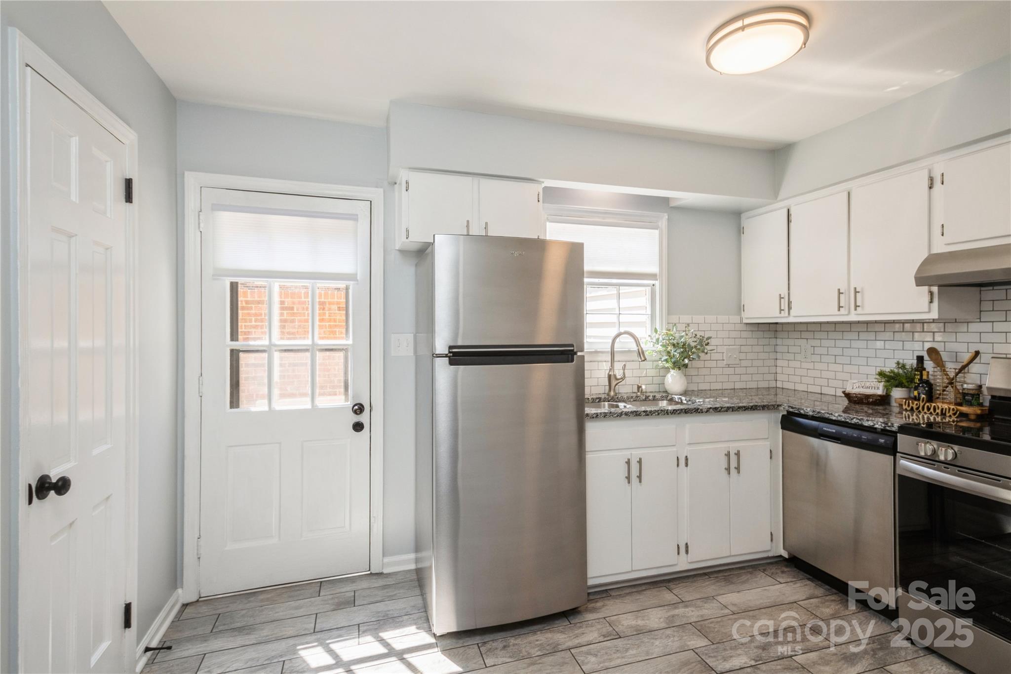 6322 Old Pineville Road, Unit E Charlotte, NC 28217 - Photo 7 of 32