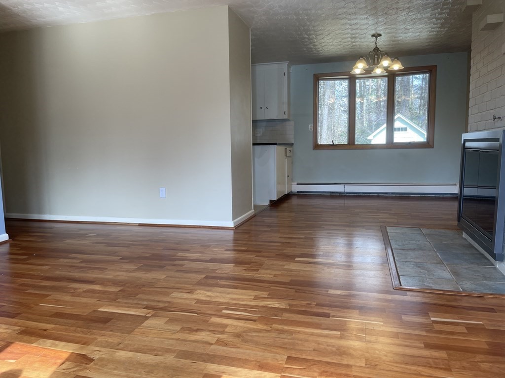 46 Riner Street Framingham, MA 01701 - Photo 5 of 19