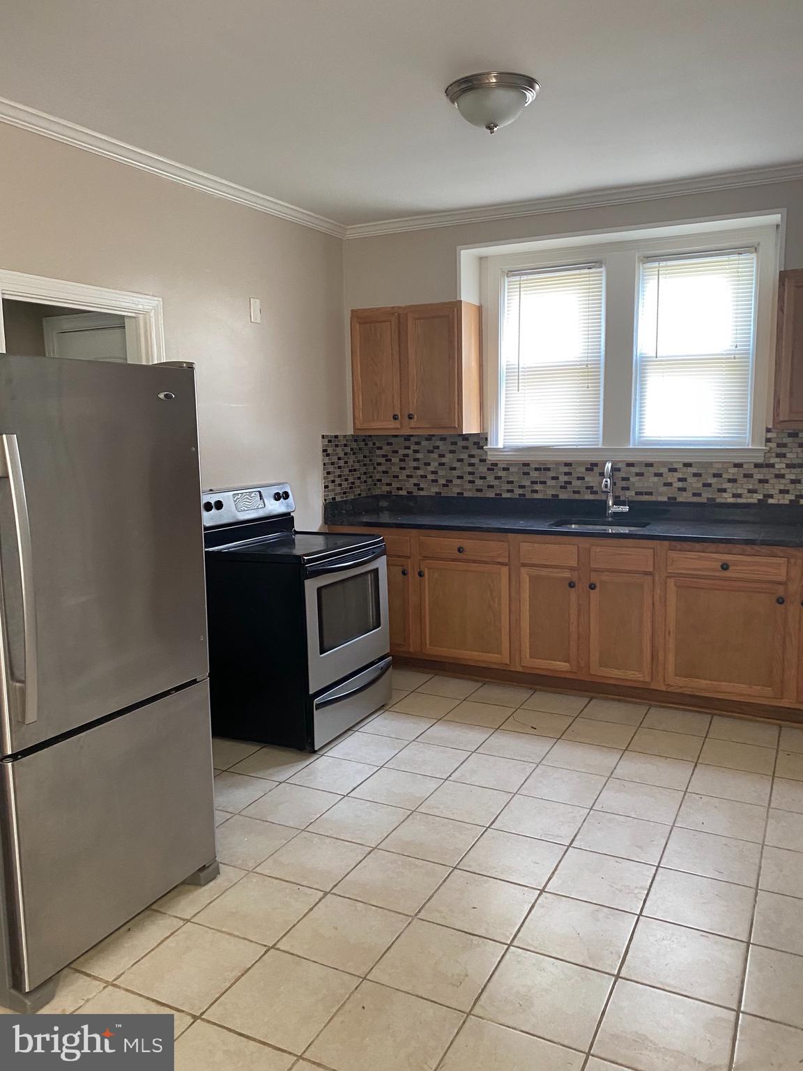 3605 Dennlyn Road Baltimore, MD 21215 - Photo 12 of 23 Gallery Image 12