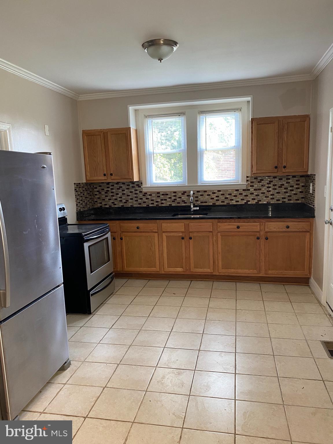 3605 Dennlyn Road Baltimore, MD 21215 - Photo 7 of 23 Gallery Image 7