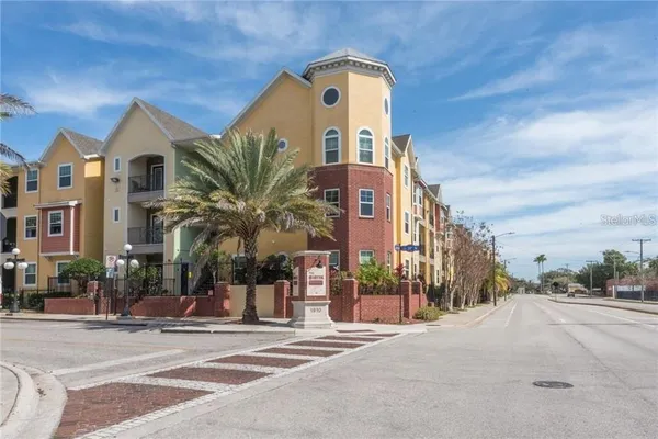 $1,595 | 1910 East Palm Avenue, Unit 11222, Tampa, FL 33605