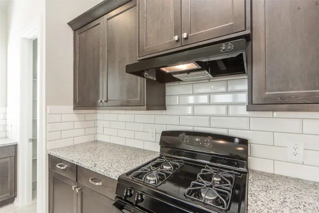 $2,500 | 2131 Wisteria Cove Drive, Fulshear, TX 77494