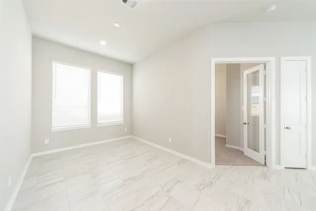 $2,500 | 2131 Wisteria Cove Drive, Fulshear, TX 77494