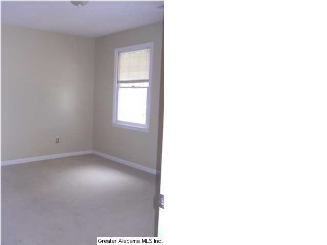 1038 Independence Court Alabaster, AL 35007 - Photo 10 of 12