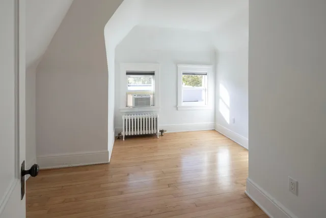 $3,995,000 | 2700 West Lake Of The Isles Parkway, Minneapolis, MN 55416