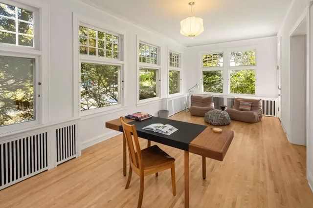 $3,995,000 | 2700 West Lake Of The Isles Parkway, Minneapolis, MN 55416