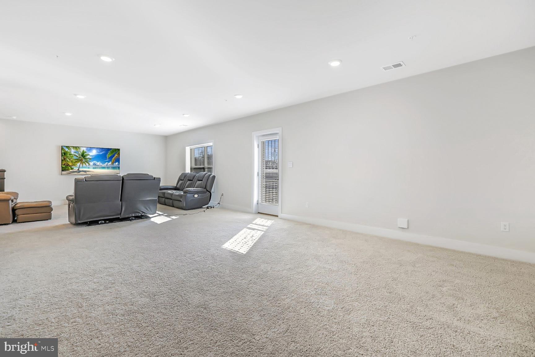 23420 Woodfield Road Gaithersburg, MD 20882 - Photo 35 of 50