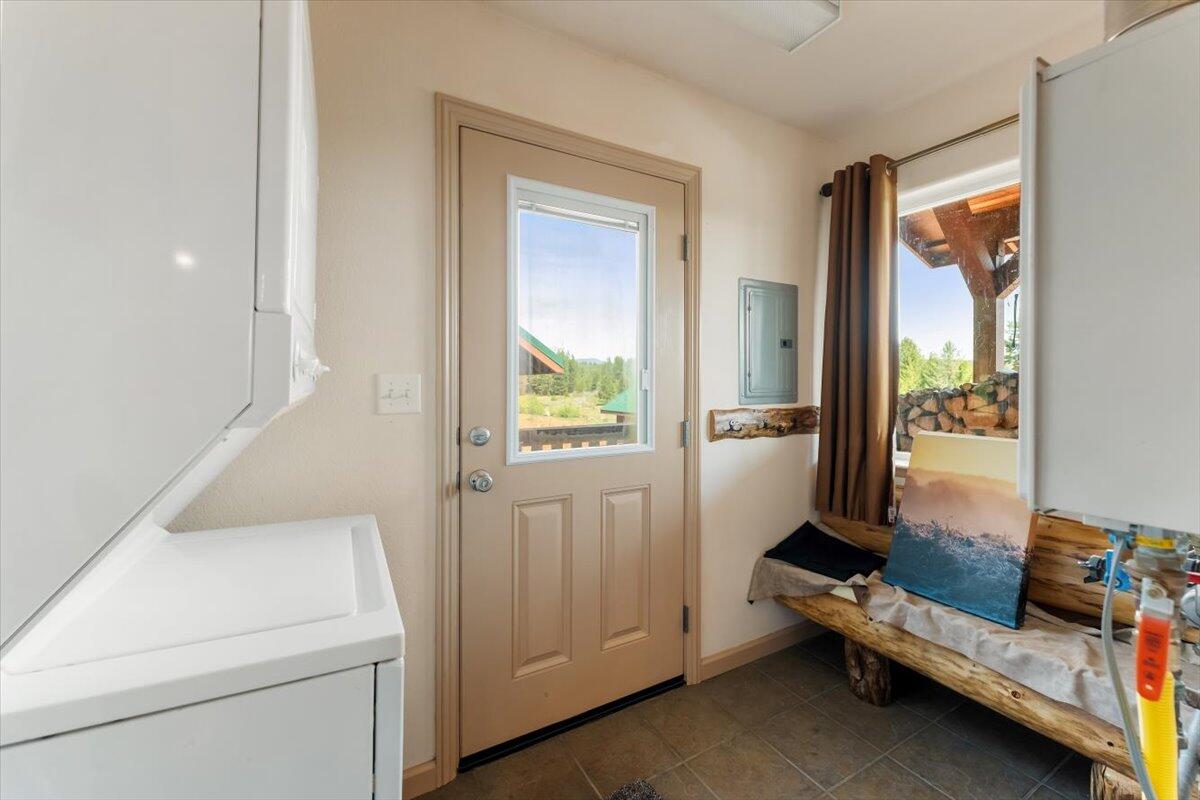 2125 Lava Fall River Mills, CA 96028 - Photo 35 of 51 12-2125 Lava Dr 12