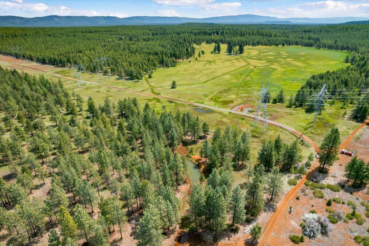 2125 Lava Fall River Mills, CA 96028 - Photo 7 of 51 34-2125 Lava Dr 34