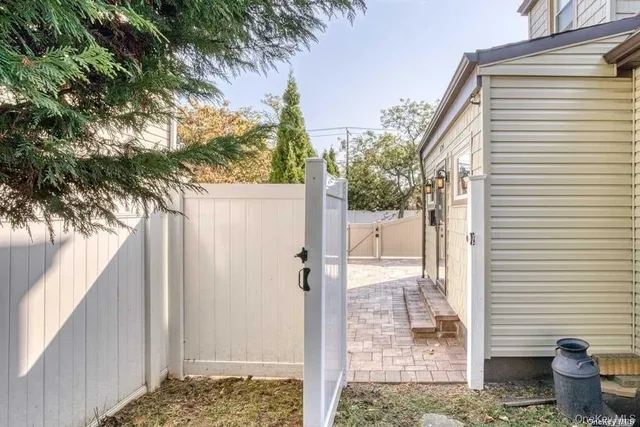 $4,000 | 524 Central Avenue, Bethpage, NY 11714