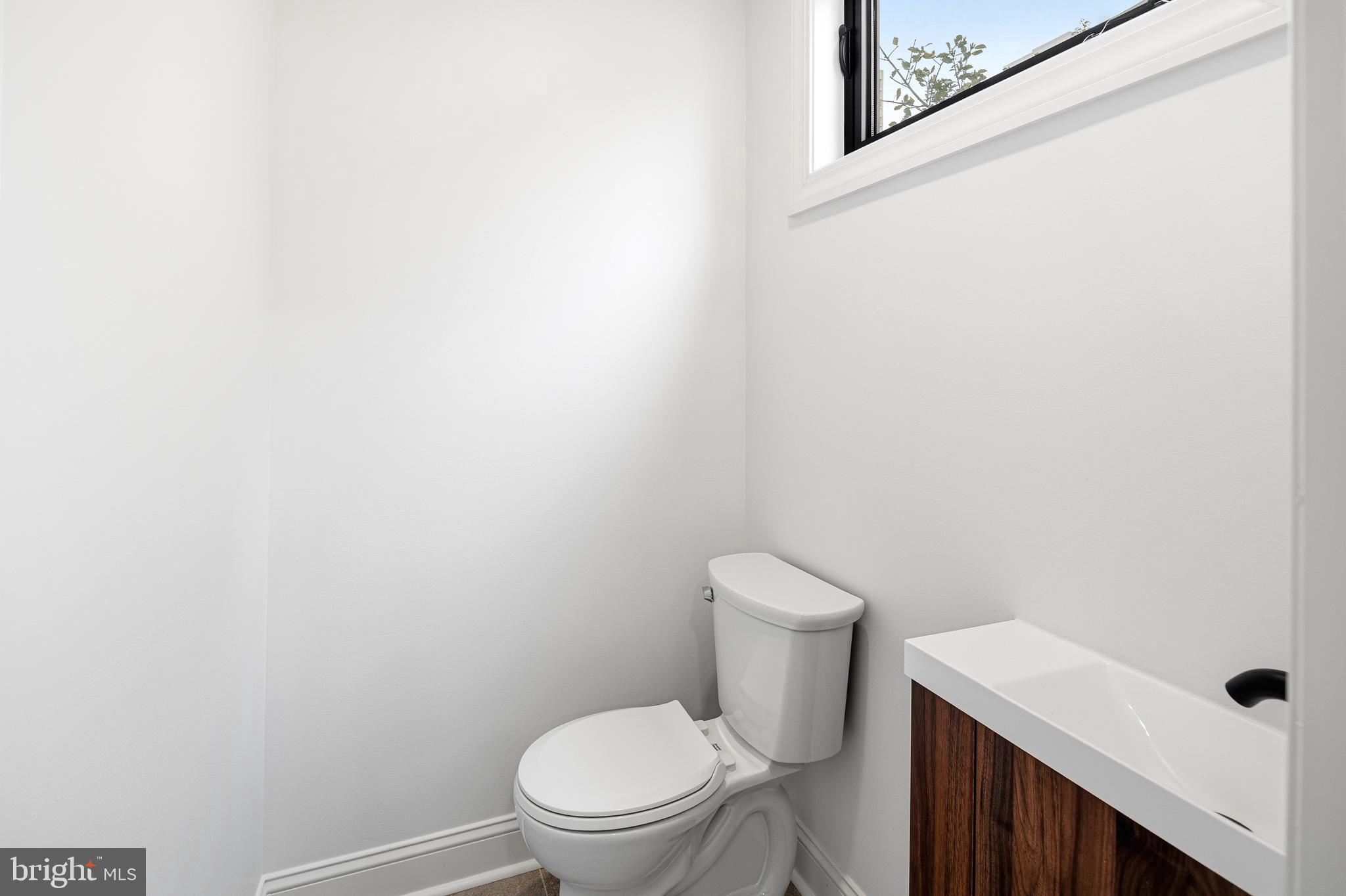 321 South 3rd Street Philadelphia, PA 19106 - Photo 22 of 43 Second Floor Powder Room