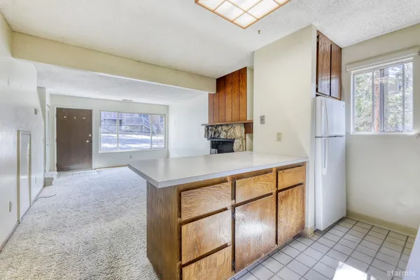 $374,900 | 1410 Ski Run Boulevard, Unit 20, South Lake Tahoe, CA 96150