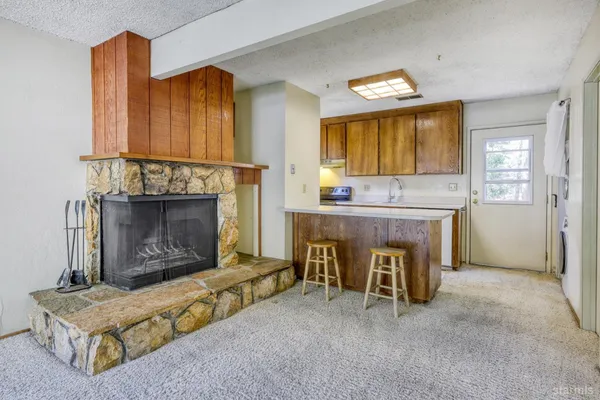 $374,900 | 1410 Ski Run Boulevard, Unit 20, South Lake Tahoe, CA 96150