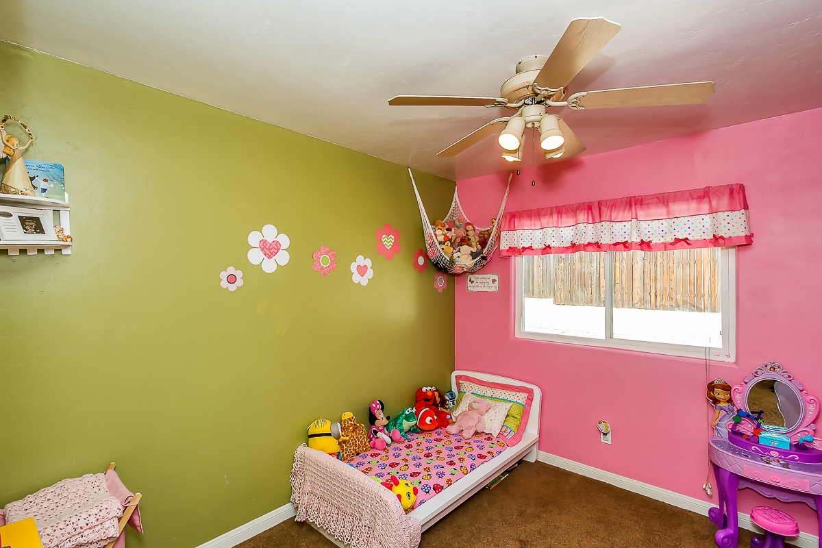 10019 Pinewood View Santee, CA 92071 - Photo 19 of 25 Gallery Image 19