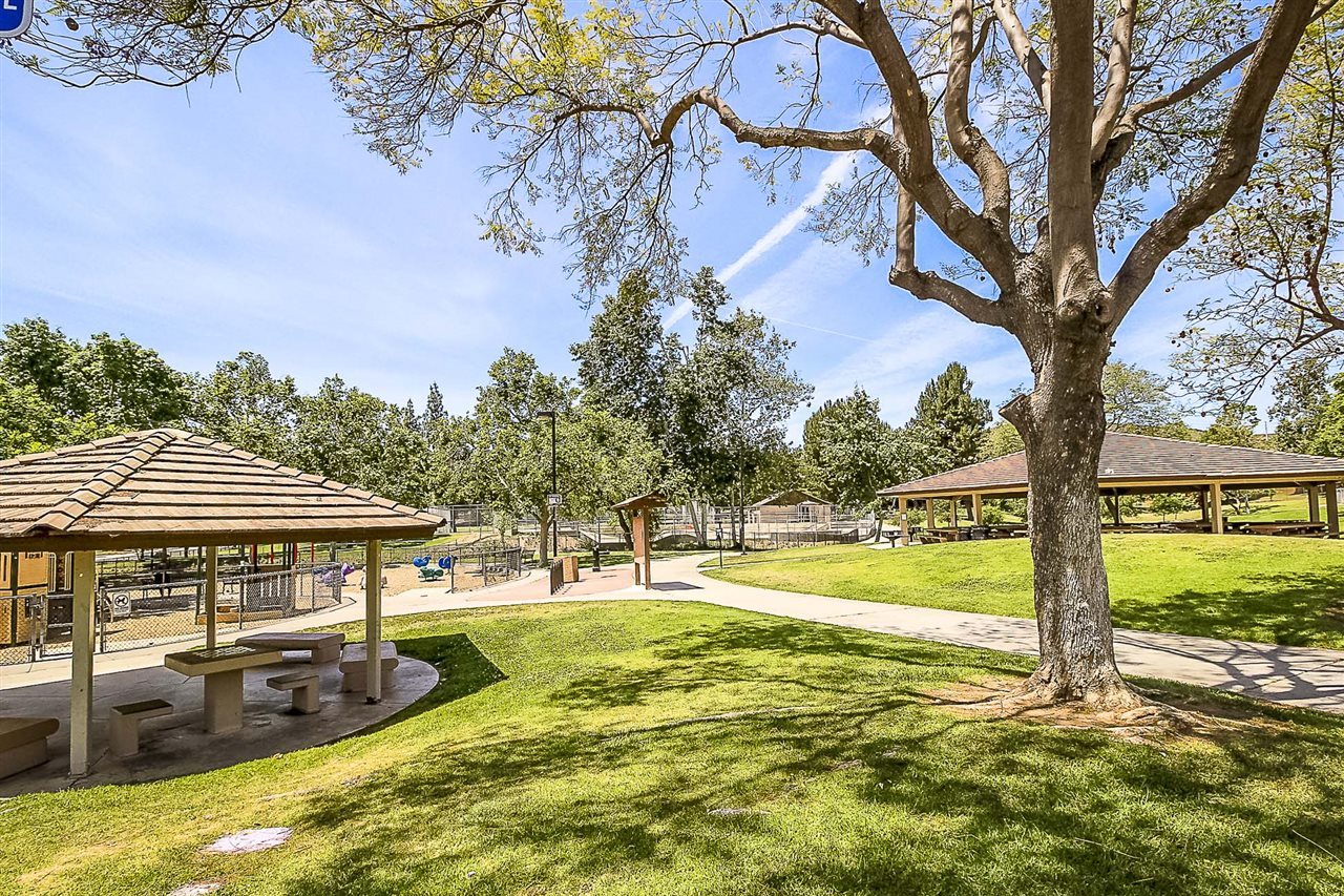 10019 Pinewood View Santee, CA 92071 - Photo 25 of 25 Gallery Image 25