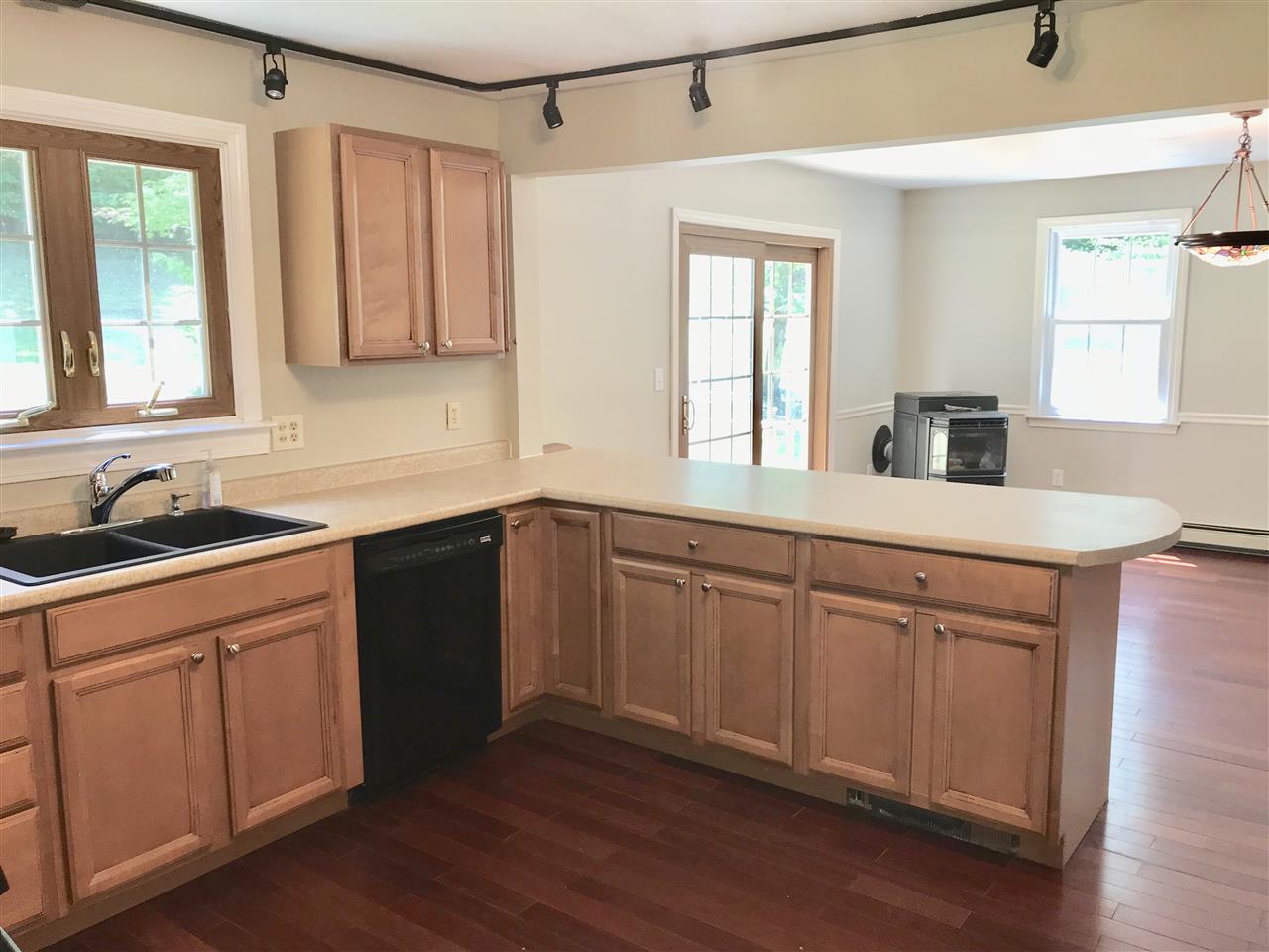 180 Page Road Bow, NH 03304 - Photo 14 of 29