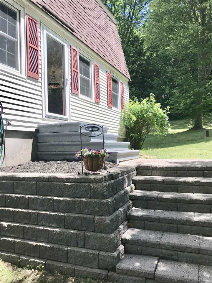 180 Page Road Bow, NH 03304 - Photo 3 of 29