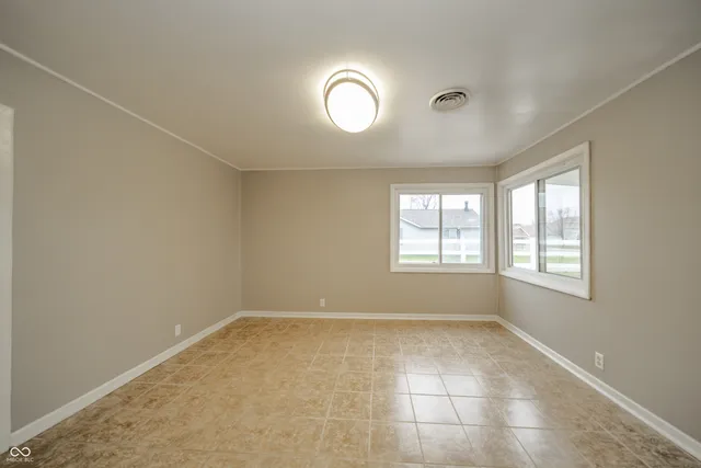 $284,900 | 11114 North 300 East, Alexandria, IN 46001