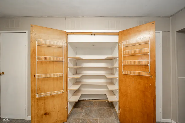 $284,900 | 11114 North 300 East, Alexandria, IN 46001