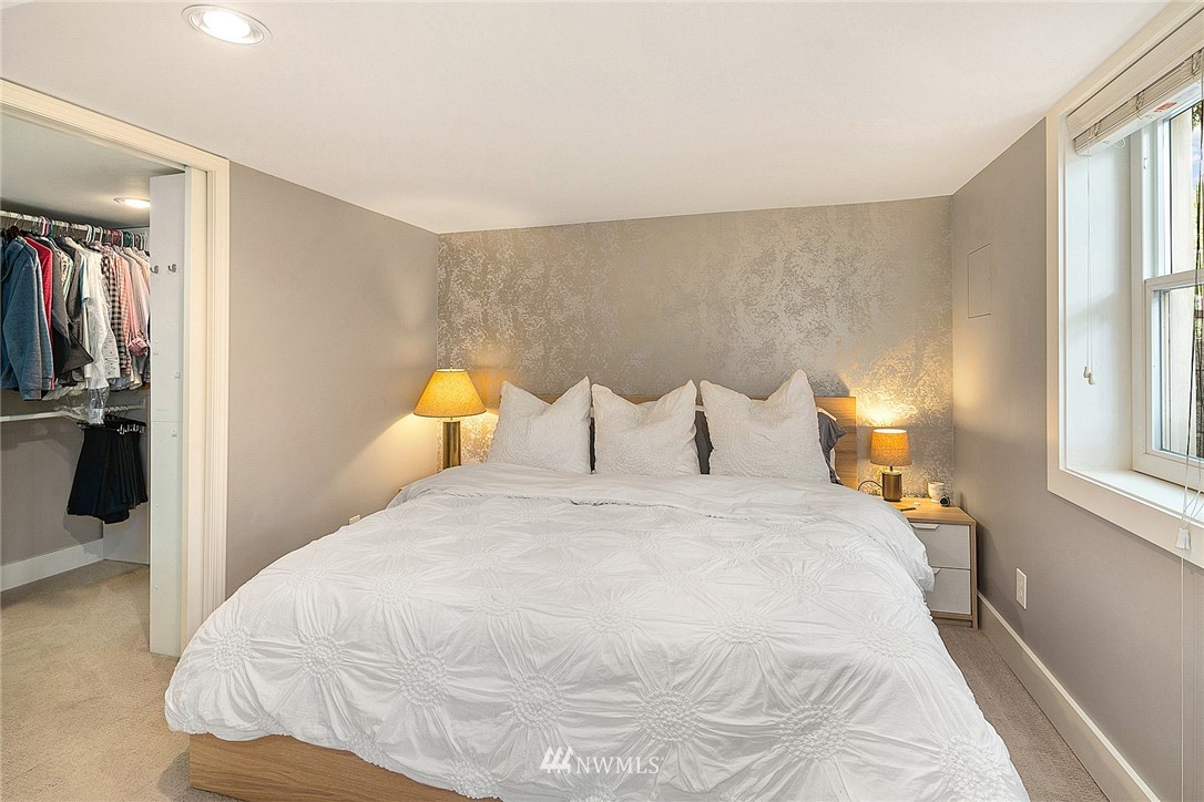 902 North 88th Street Seattle, WA 98103 - Photo 22 of 34 Gallery Image 22