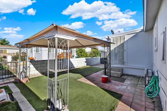 a view of backyard of house