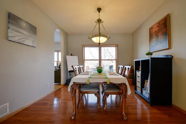 $525,000 | 1406 Landsdown Road, Buffalo, MN 55313