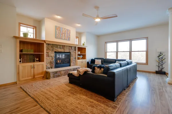 $525,000 | 1406 Landsdown Road, Buffalo, MN 55313