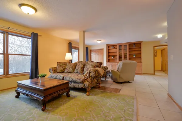 $525,000 | 1406 Landsdown Road, Buffalo, MN 55313