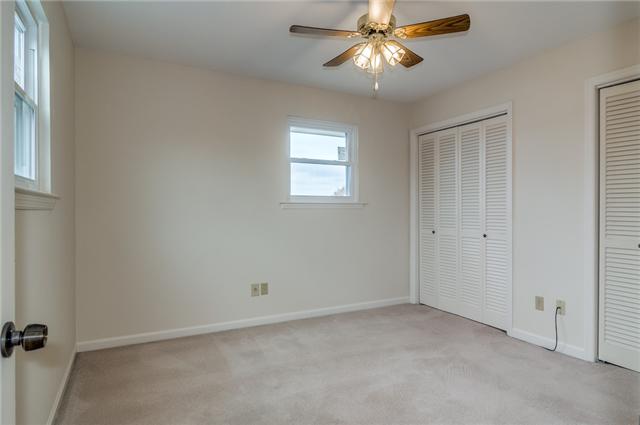 4001 Anderson Road, Unit P98 Nashville, TN 37217 - Photo 15 of 20 11x11 Bedroom # 4 - UPSTAIRS! Has that view again.... Overlooks POOL, LAKE, Club House & Tennis Courts! Also, has 2 extra large closets!