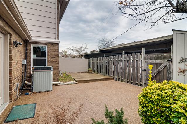 4001 Anderson Road, Unit P98 Nashville, TN 37217 - Photo 6 of 20 Massive PRIVATE patio and deck area!!! Perfect, for entertaining friends and family! Also, a wonderful spot to just kick back and relax with a book! It's ready for some cute patio furniture, grill and firepit!