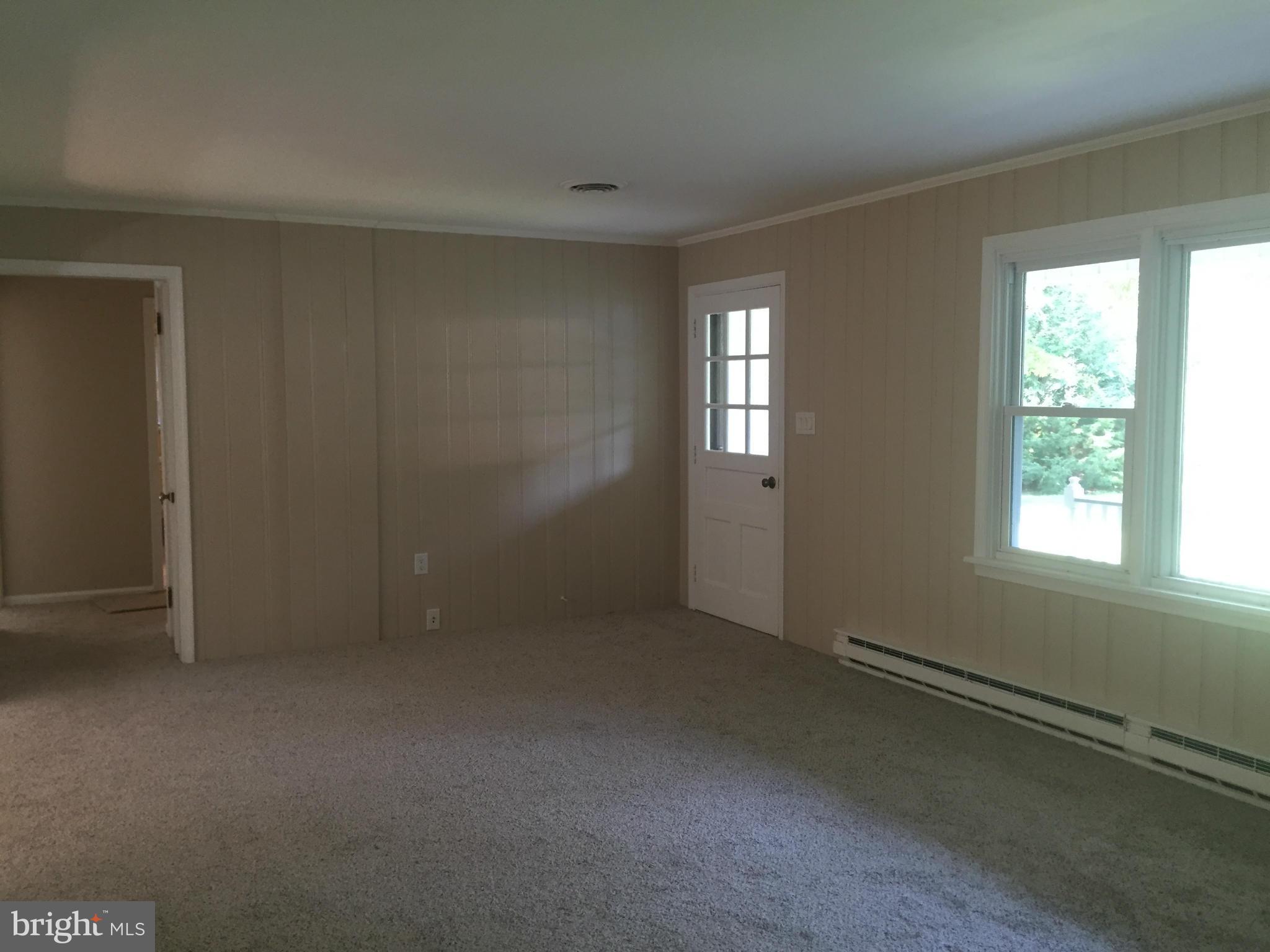 10470 Golf Course Road Fayetteville, PA 17222 - Photo 8 of 26 Living Room
