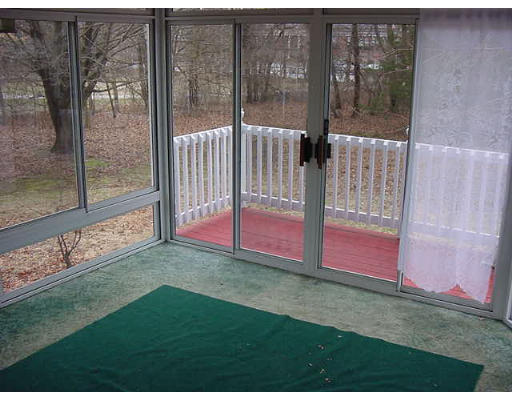 2 Arnold Mills Road Cumberland, RI 02864 - Photo 12 of 16 Gallery Image 12