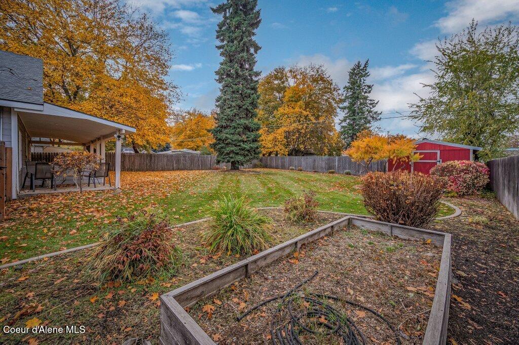 1515 6th Street Coeur D'Alene, ID 83814 - Photo 42 of 46 Fully Fenced Back Yard