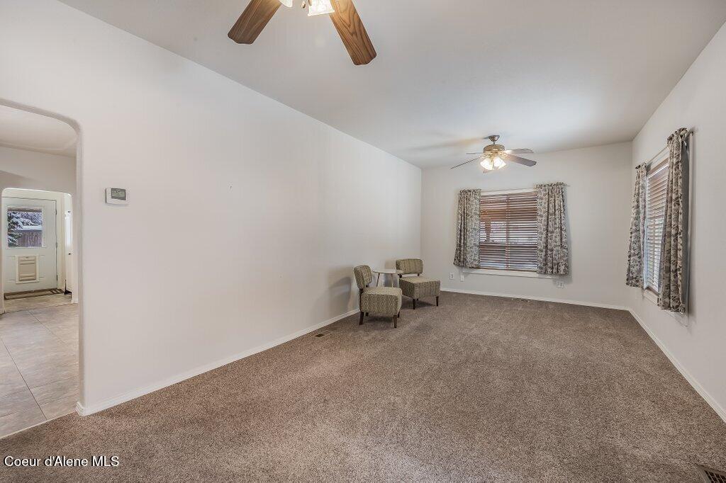 1515 6th Street Coeur D'Alene, ID 83814 - Photo 6 of 46 Living Room