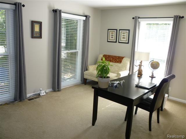 3224 Franklin Road Bloomfield Hills, MI 48302 - Photo 9 of 28 P1080778.JPG