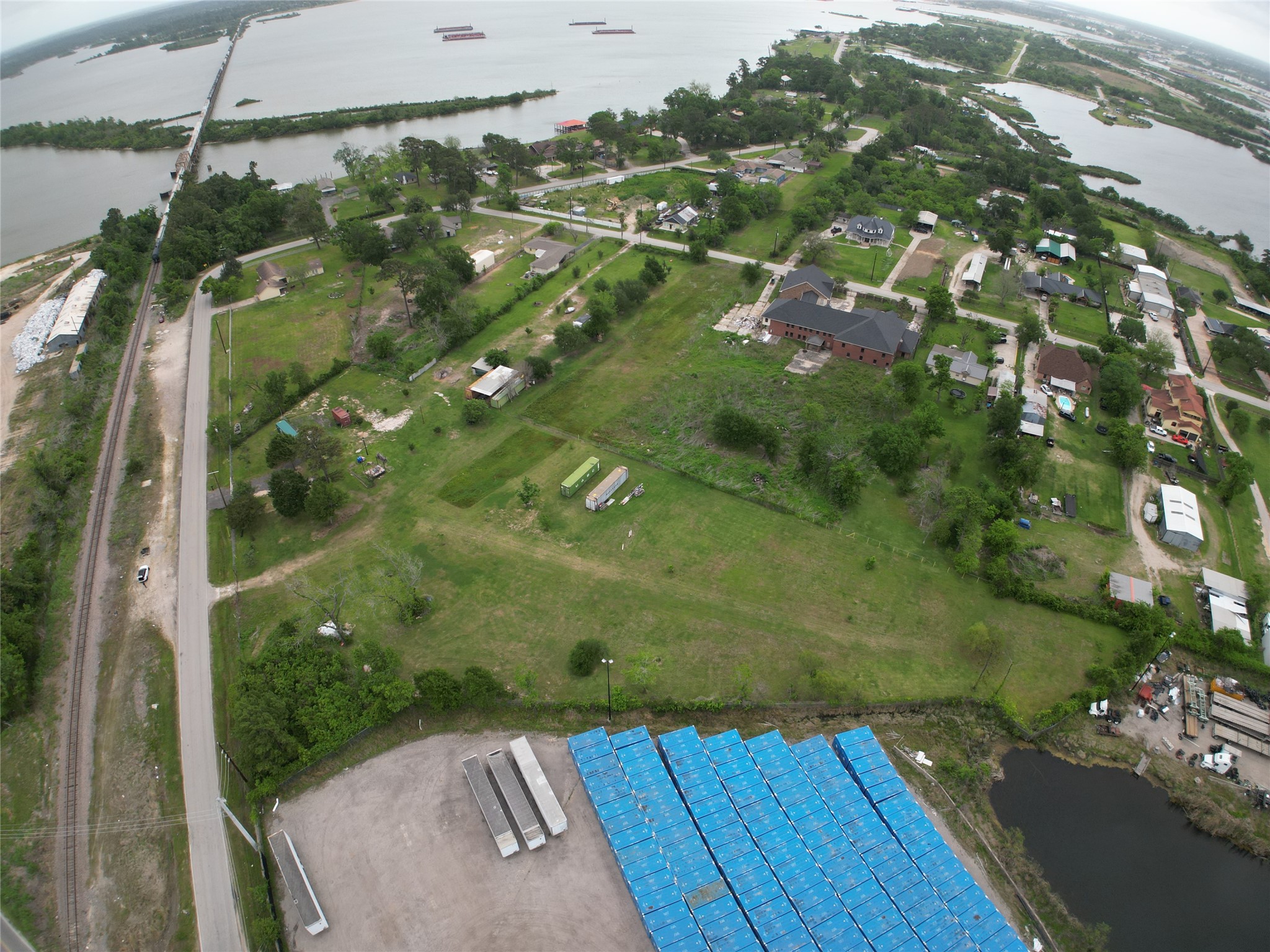 330 River Road Channelview, TX 77530 - Photo 12 of 15 a view of a yard