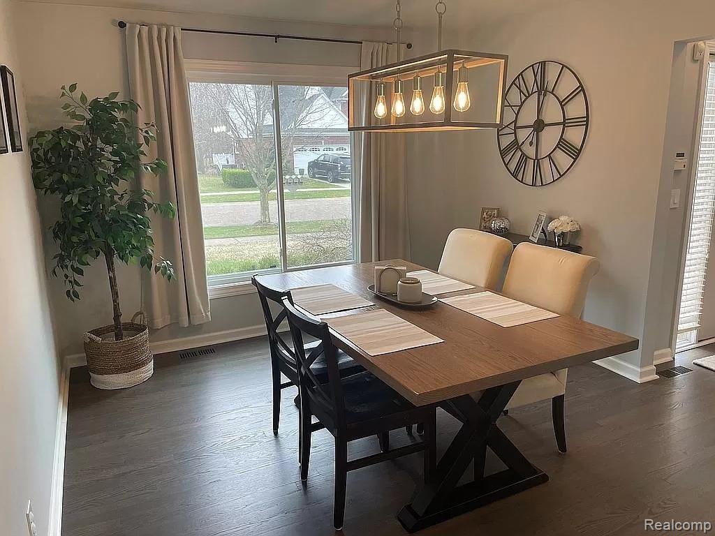 1669 Chase Drive Rochester, MI 48307 - Photo 17 of 35 1669ChaseDr_21335_17.jpeg
