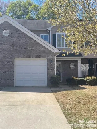 $2,050 | 11917 Stratfield Pl Circle, Unit 118, Pineville, NC 28134