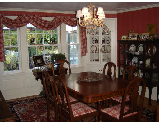 190 Rugby Road Longmeadow, MA 01106 - Photo 4 of 14 Gallery Image 4