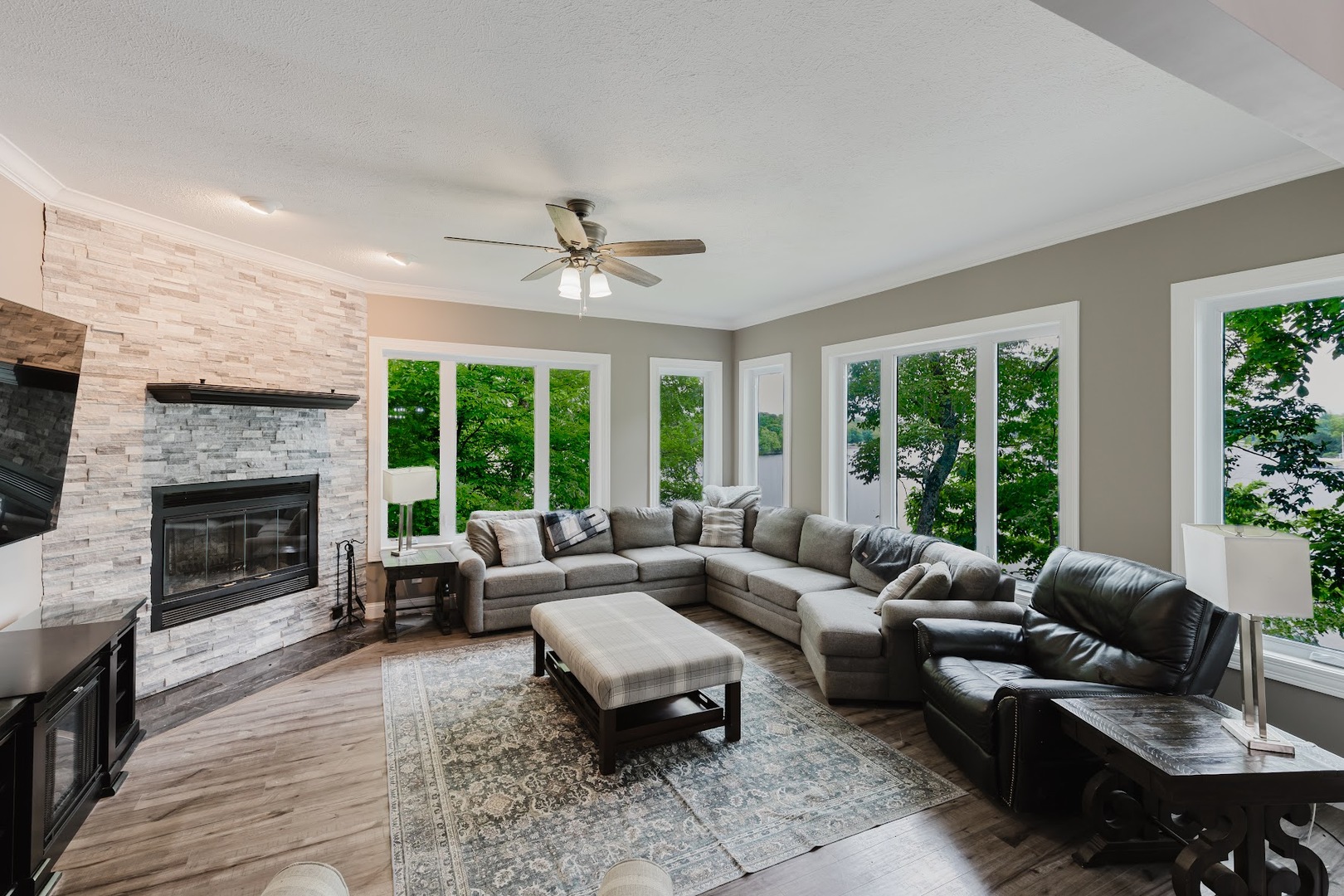 12225 Pebble Point Road Marion, IL 62959 - Photo 13 of 88