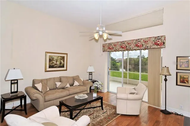 $5,250 | 6718 Virginia Crossing, University Park, FL 34201