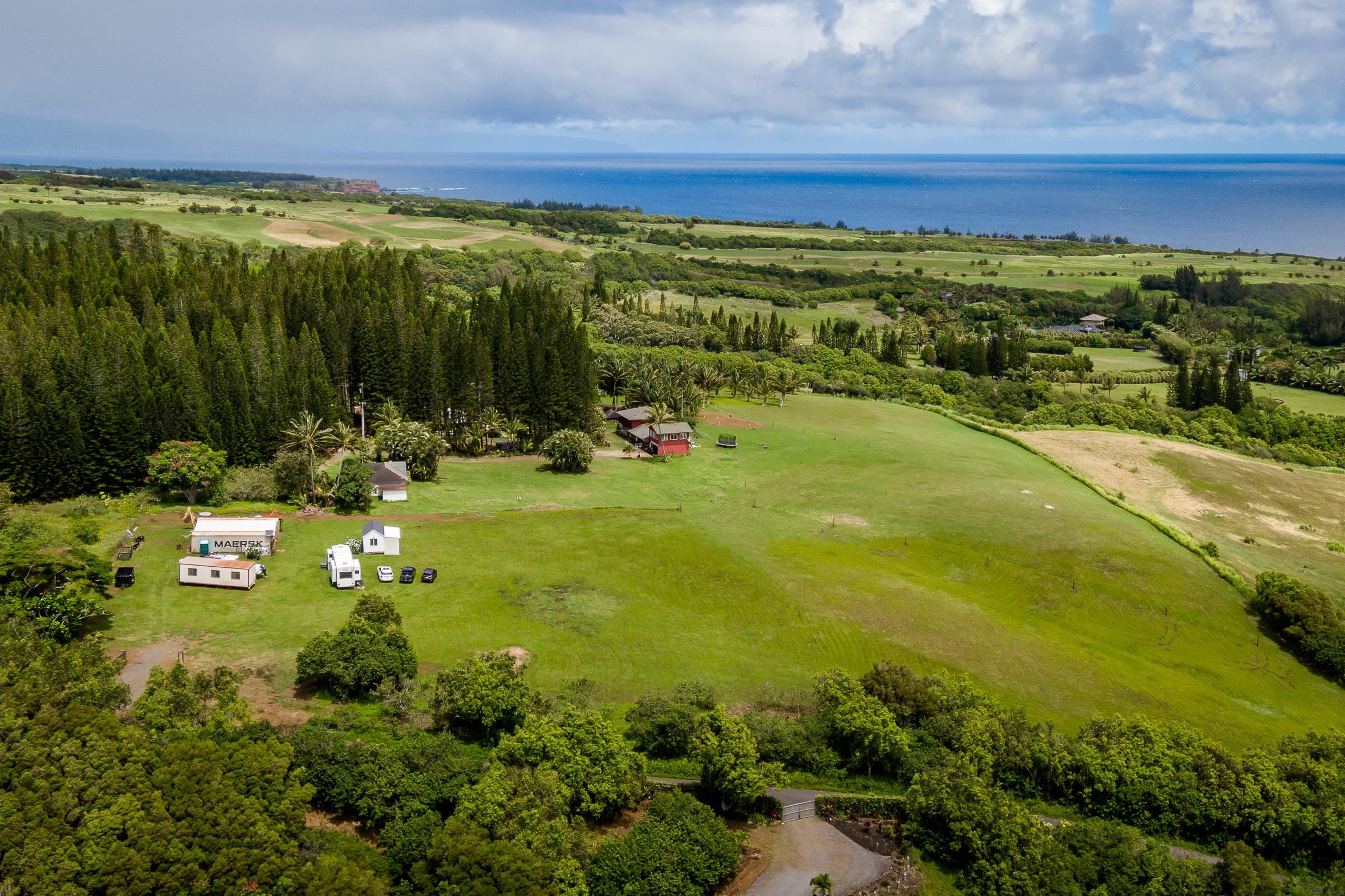 300 Mehana Road, Unit A Haiku, HI 96708 - Photo 10 of 21 a view of a garden with an outdoor space