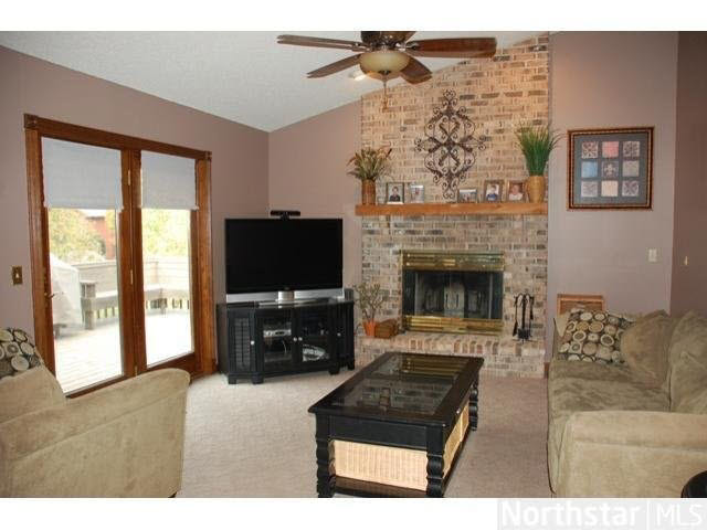 4580 Cliff Ridge Court Eagan, MN 55123 - Photo 3 of 18 Gallery Image 3